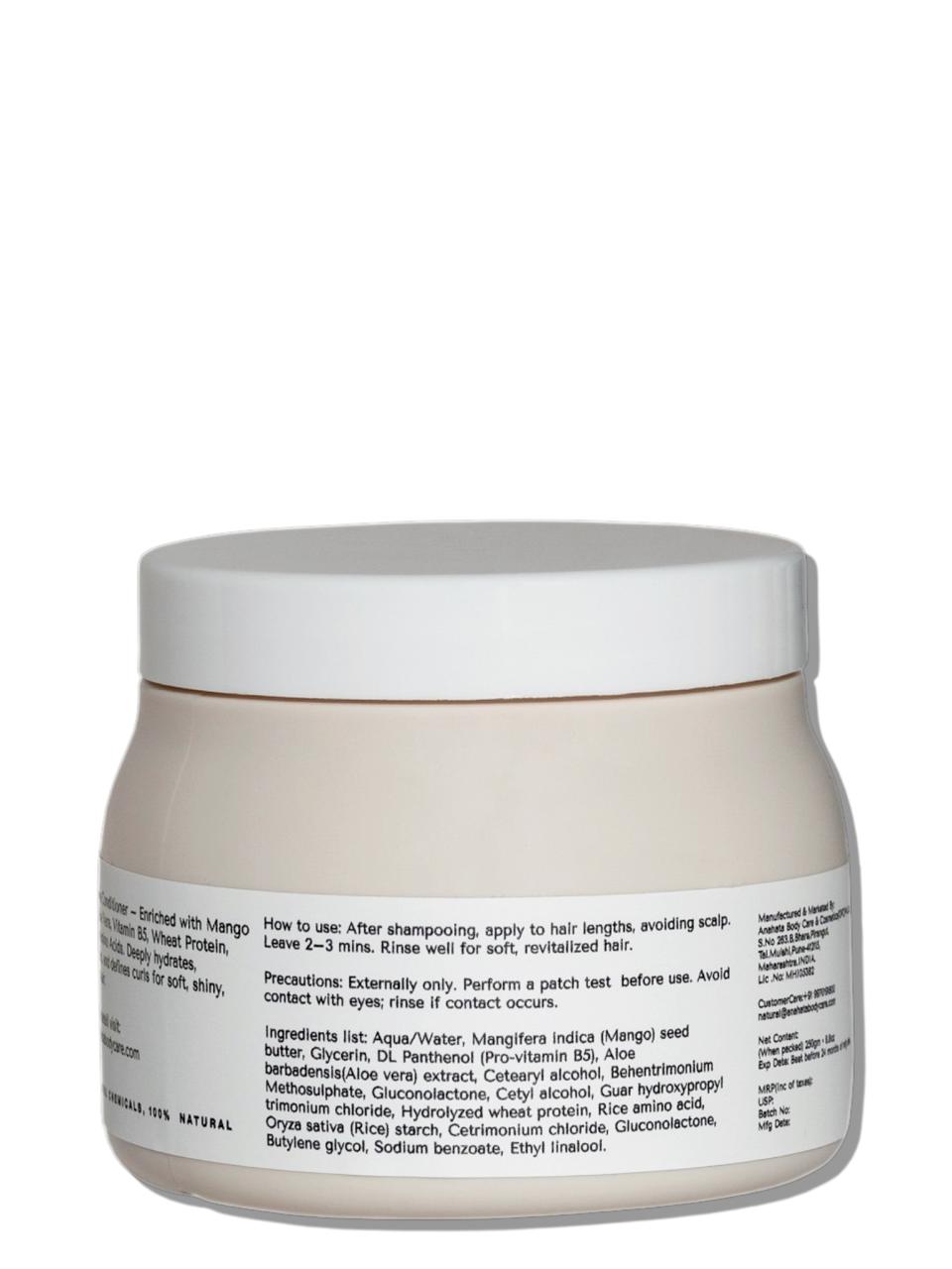 Persontage CURL REVIVE Conditioner Beige jar with white lid on a white background