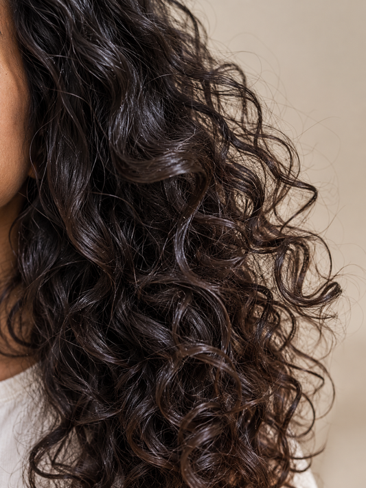 CURL CARE Ritual kit for curly hair.